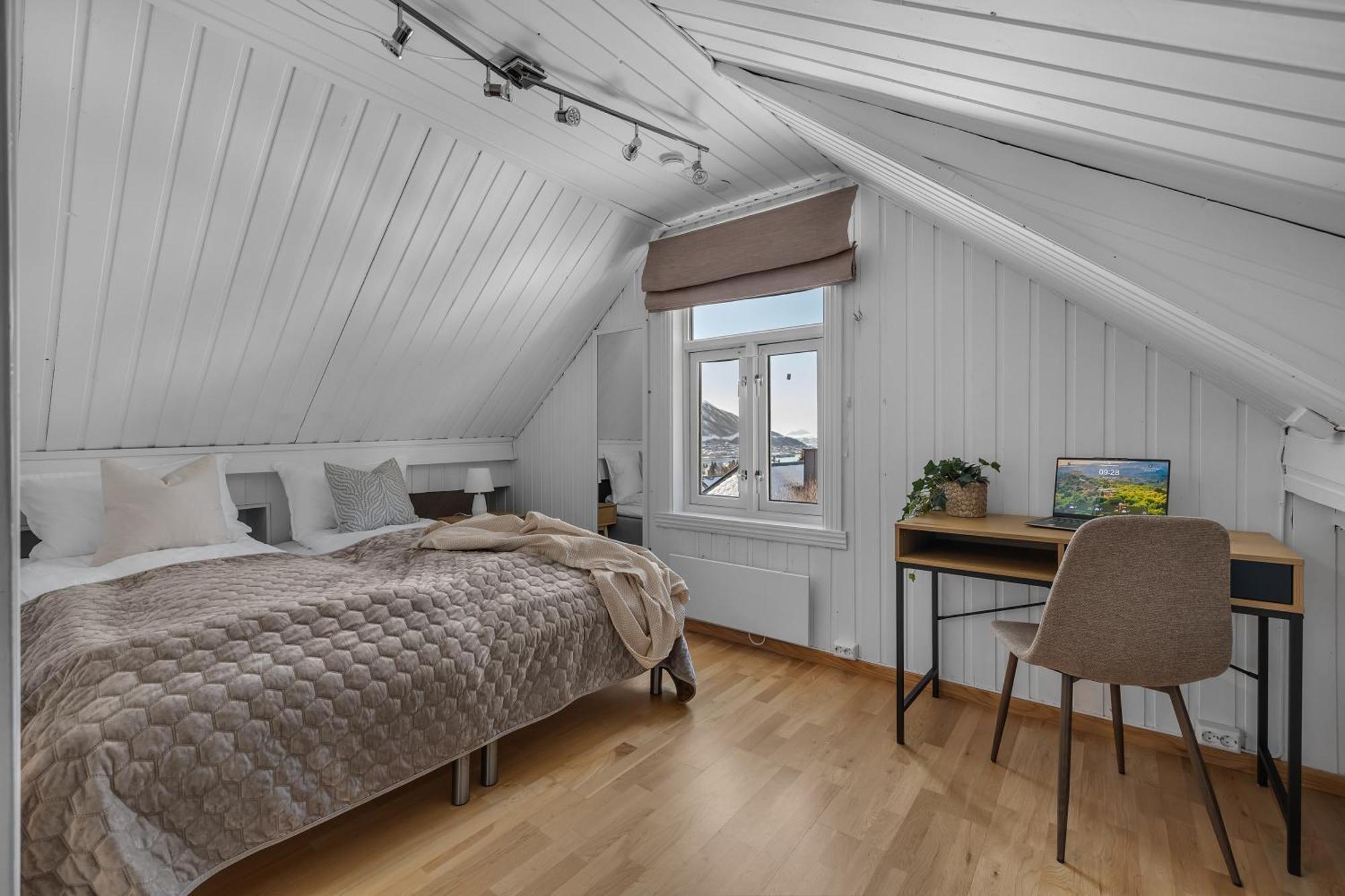 Cozy Central Loft Apartment With Amazing View Tromso Ngoại thất bức ảnh